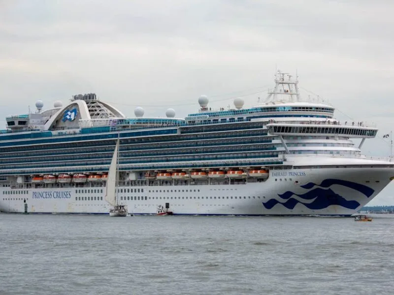 Croisières : Plongée au Cœur des Mers Émeraude