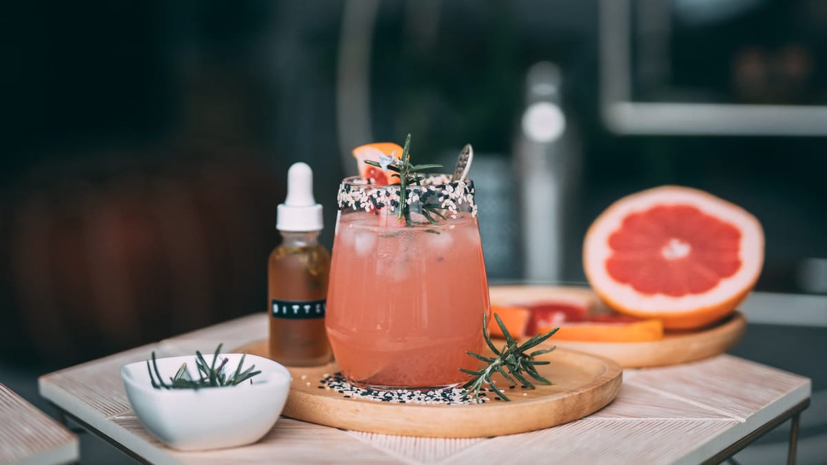 Comment fabriquer du jus de pamplemousse pour perdre du poids - facile et efficace