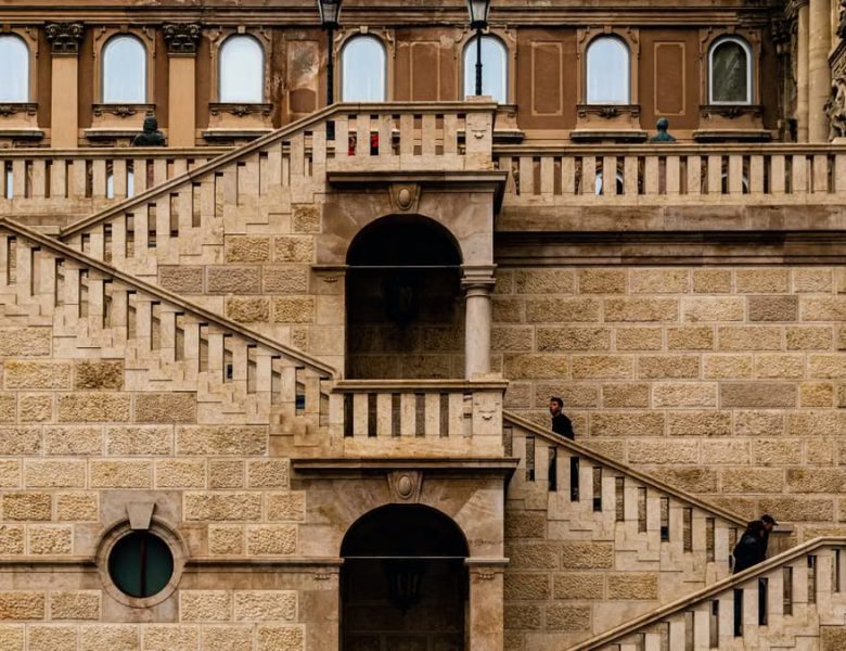 Hôtels historiques Europe : voyager dans le temps